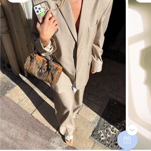 Djerf Avenue Forever Blazer Oat